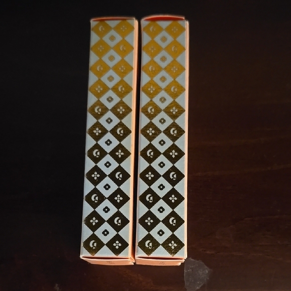 Glossier Cookie Butter Balm Dotcom - Universal Skin Salve - Picture 2 of 4